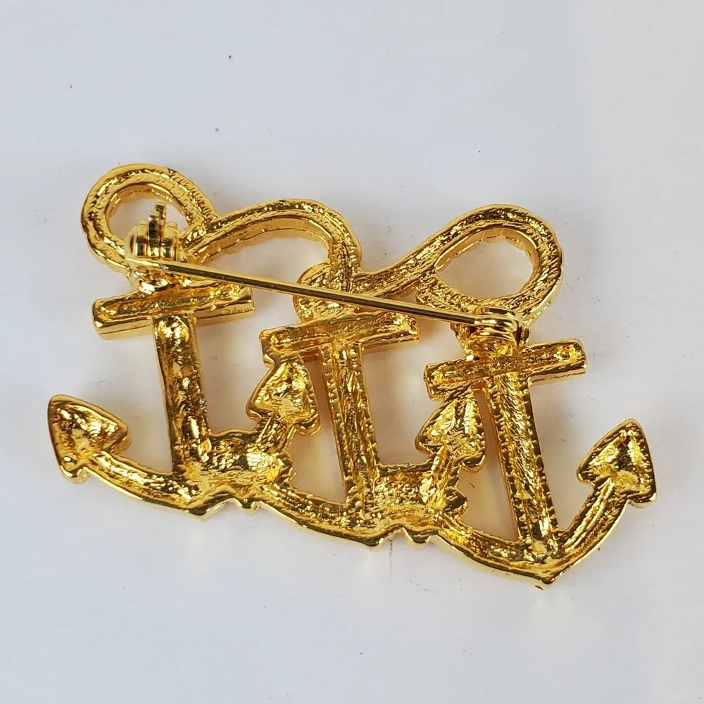 Gold Tone Metal 3 Anchors with Rope Sailing Boating Nautical Brooch Pin